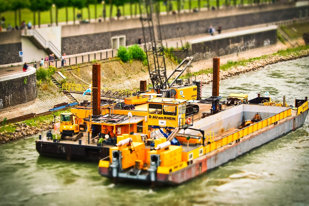 Key Safety Tips For Canal Dredging Operations