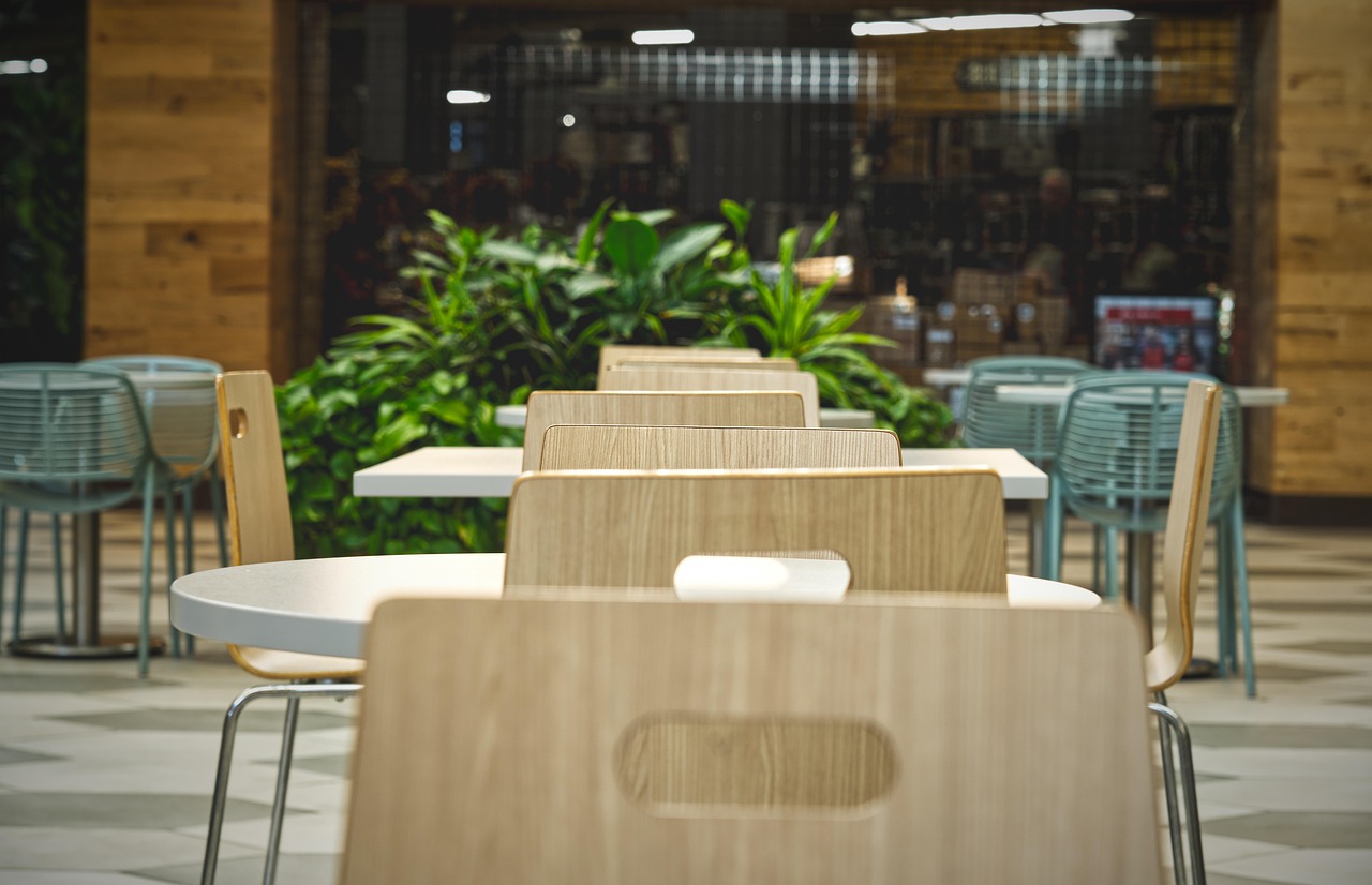 Why Experiential Retail Is Reshaping the Modern Shopping Mall