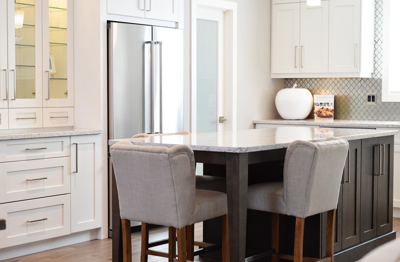 How to Choose Rental Furniture for Your Home?