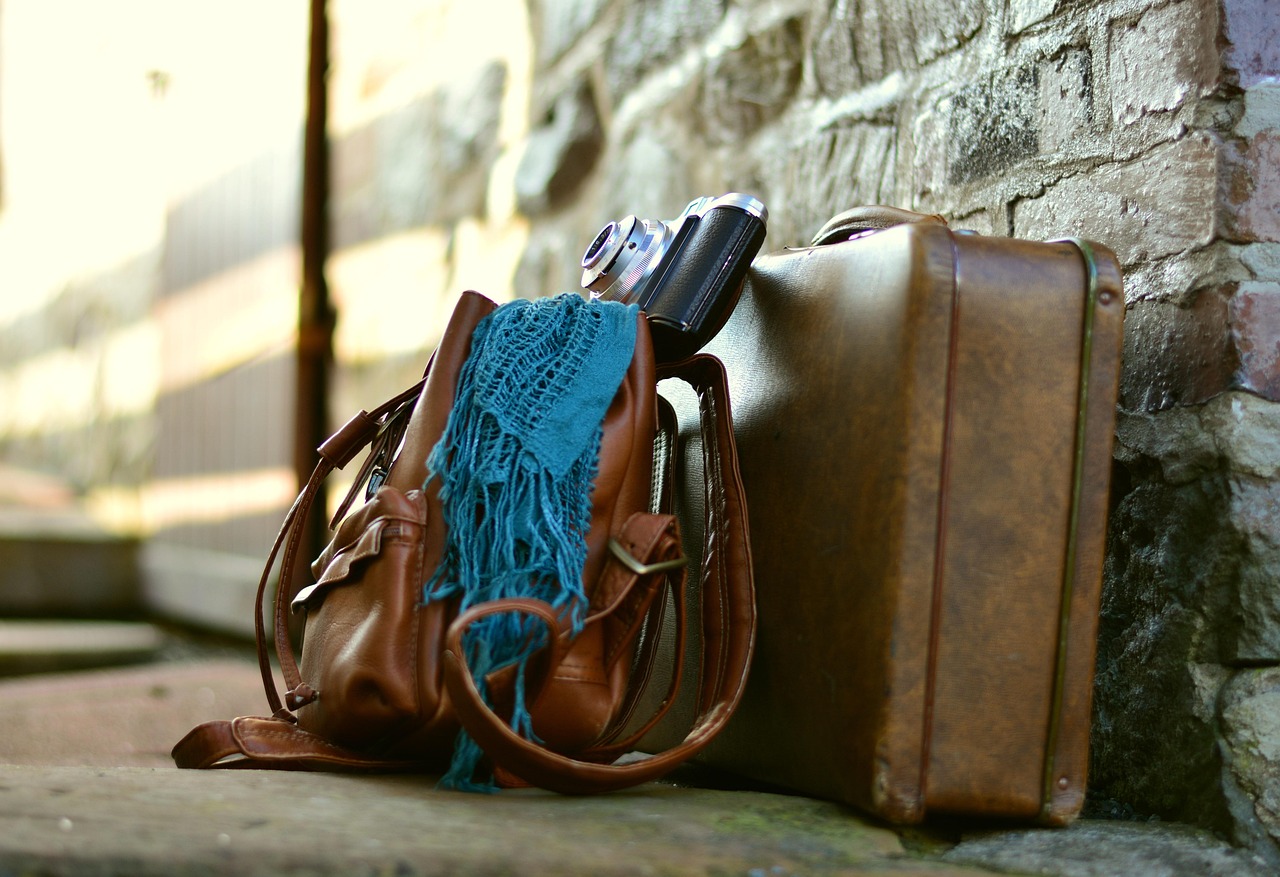 Why a Mens Vintage Leather Backpack is Perfect for Travel Enthusiasts