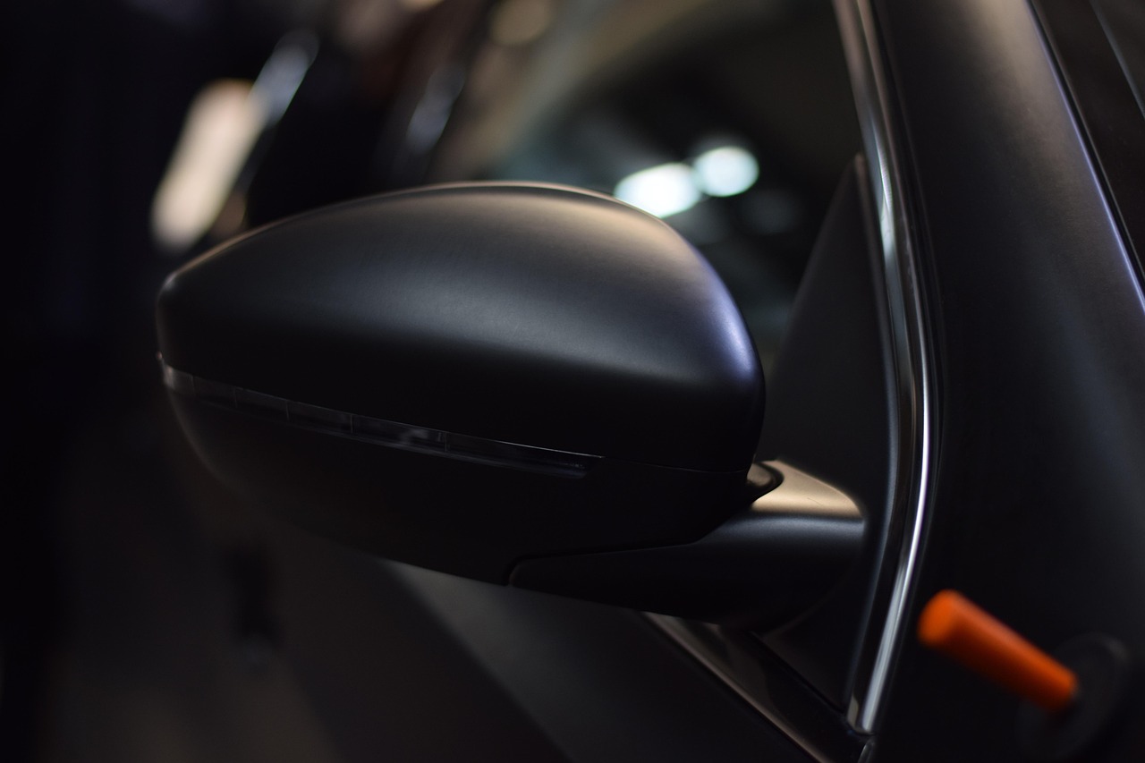 What To Look For In A Professional Car Tinting Service?