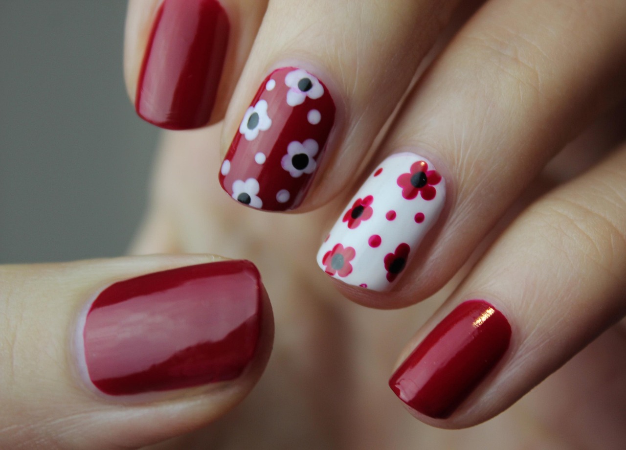 Why Should You Choose a Non Toxic Nail Salon in Los Angeles?
