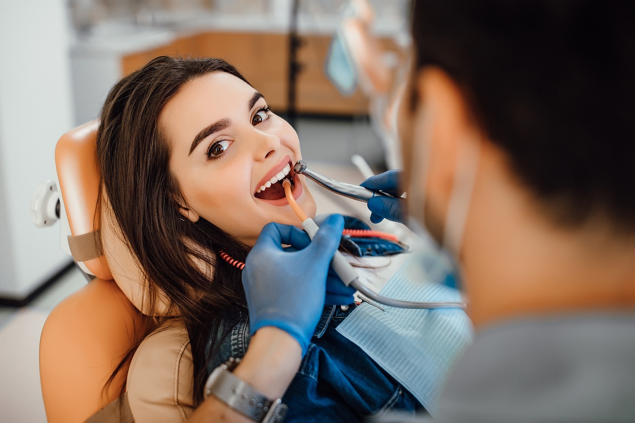Is Aspen Dental Good? What Reviews and Documented Experiences Suggest