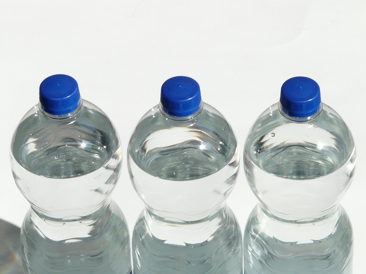 PET Bottle Cap Compatibility: Why Sourcing Preforms and Closures Together Matters