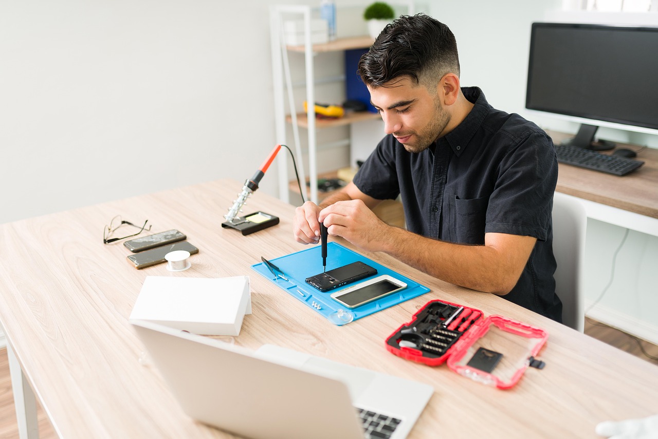 Hardware Shop In UAE: Your Partner In Construction