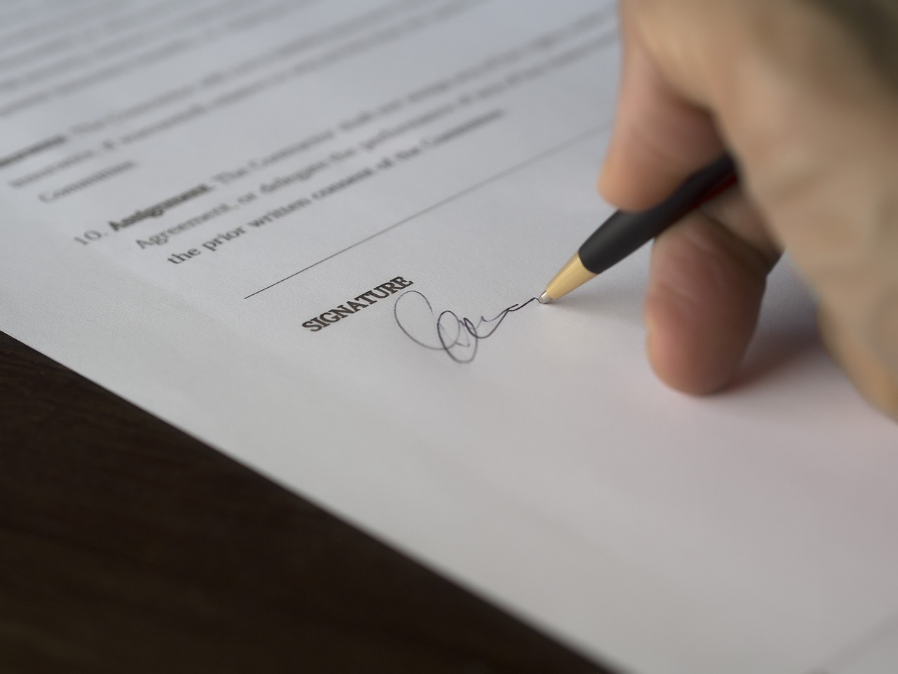 Do You Really Need a SaaS Contracts Lawyer? A Practical Guide for Indian Founders