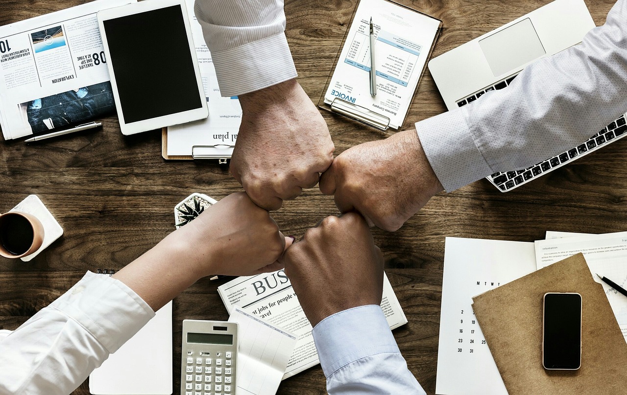 The Pros and Cons of Corporate Dental Models