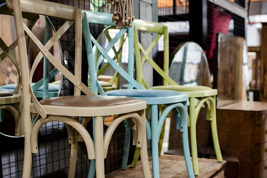 second hand furniture store